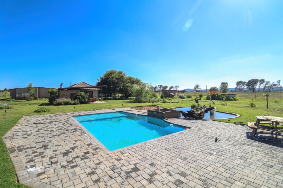 Commercial Property for Sale in La Hoff North West